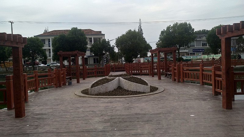 Wood-Effect Guardrail high quality